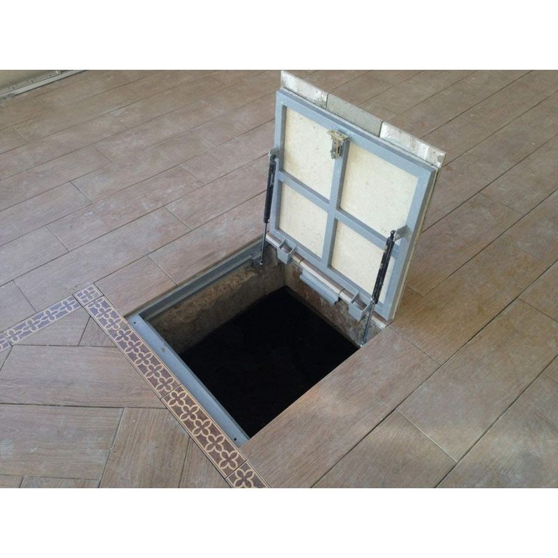 Gulv luke 700mm x 700mm